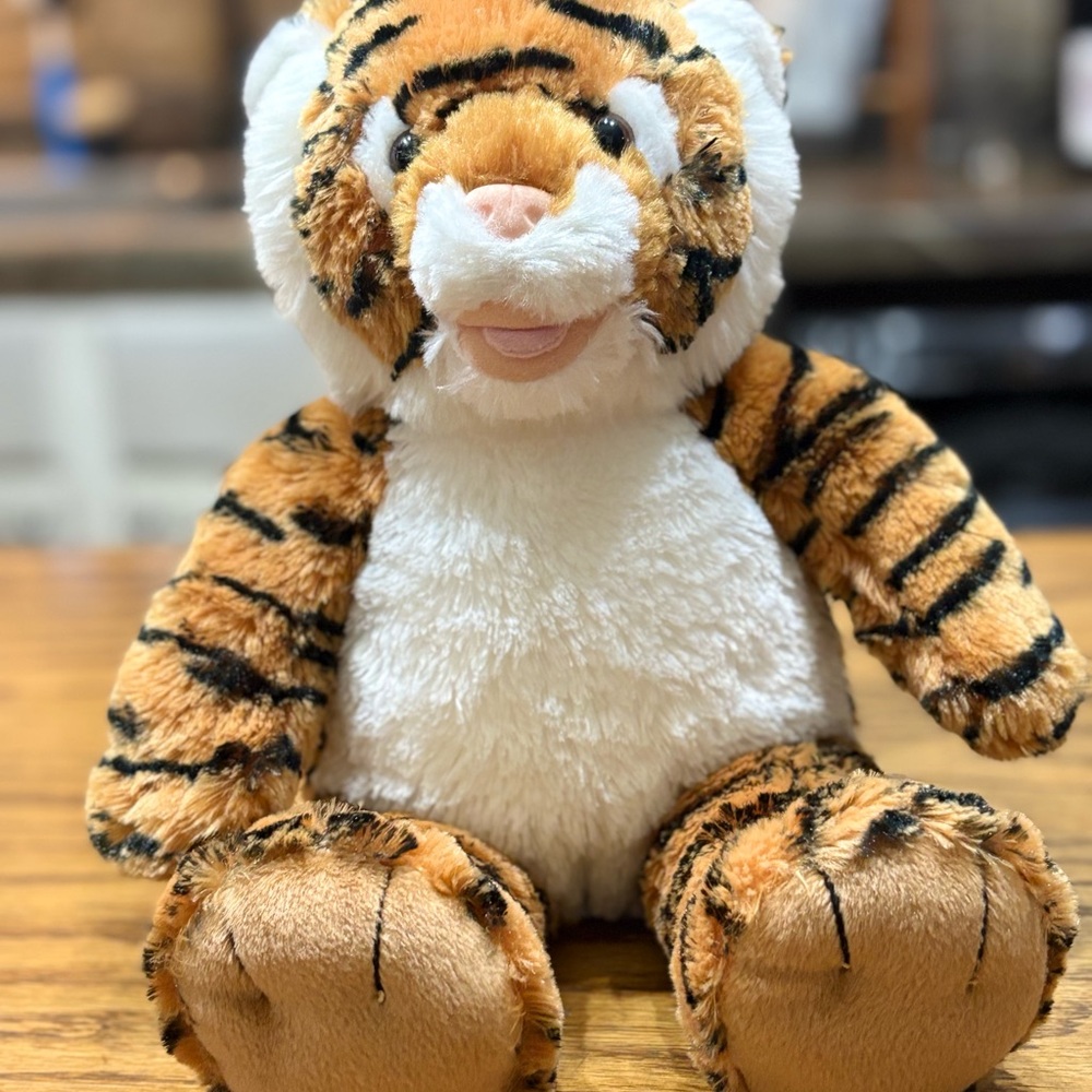 Build-A-Bear Workshop Tiger St Louis Zoo exclusive- open mouth  Retired plush